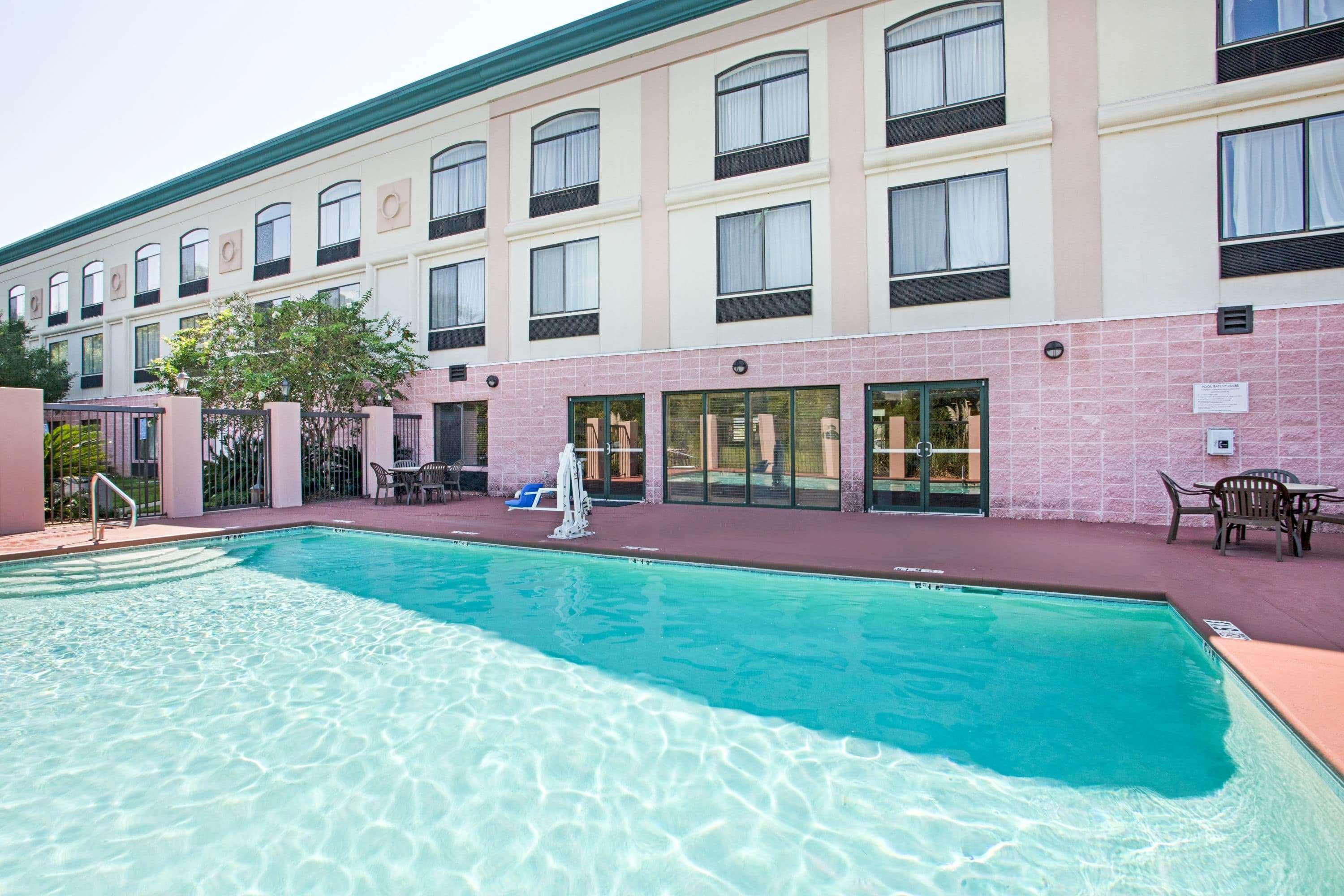 Wingate By Wyndham - Mobile Hotel Bagian luar foto