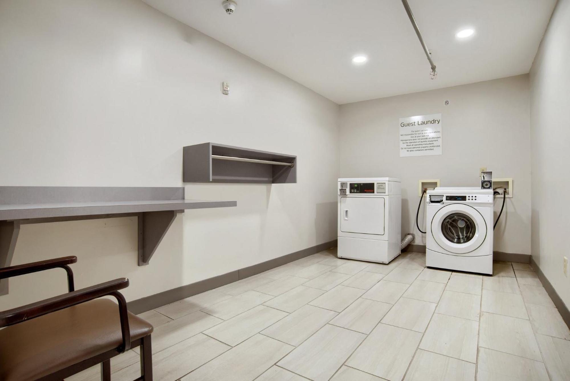 Wingate By Wyndham - Mobile Hotel Bagian luar foto